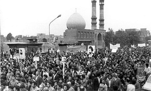 مسجد تراز انقلاب اسلامی چه ویژگی‌هایی دارد؟