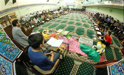 جلسات قرآنی مساجد تقویت می‌شود